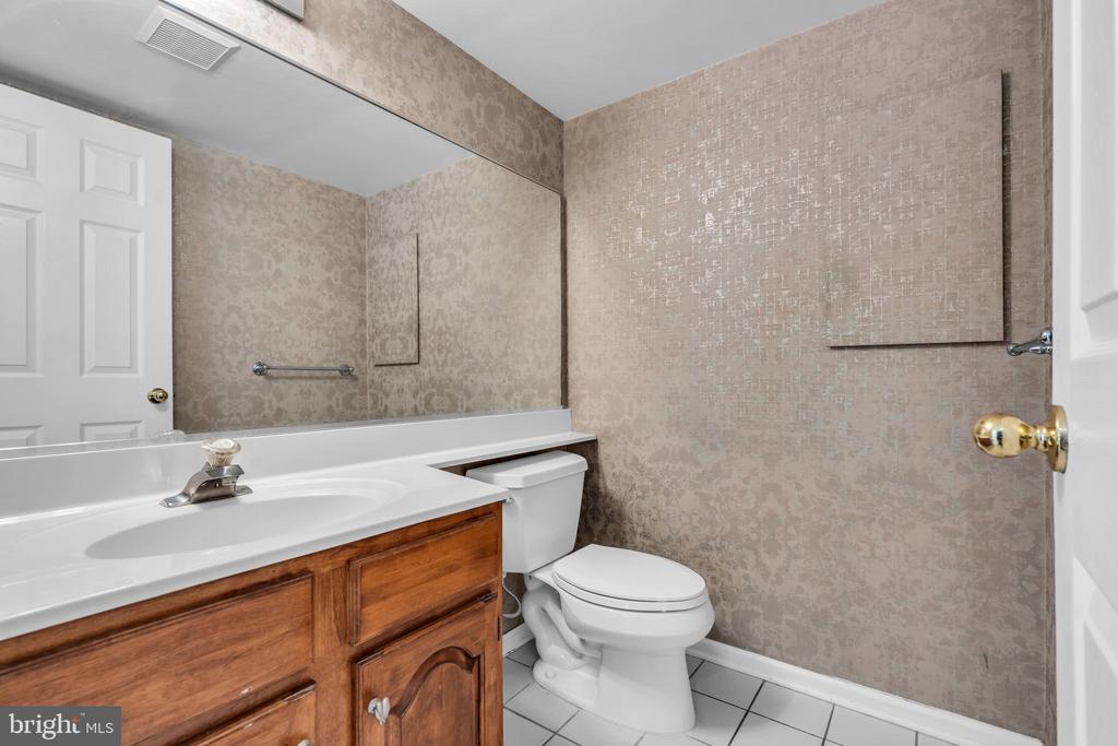 11 Thorngate Ct