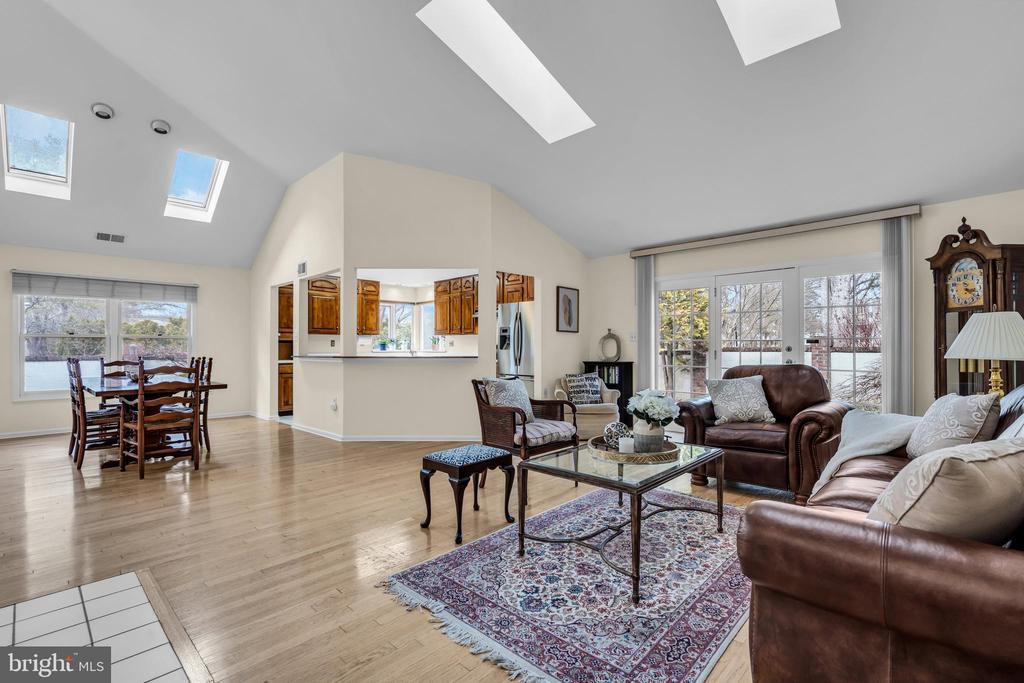 11 Thorngate Ct