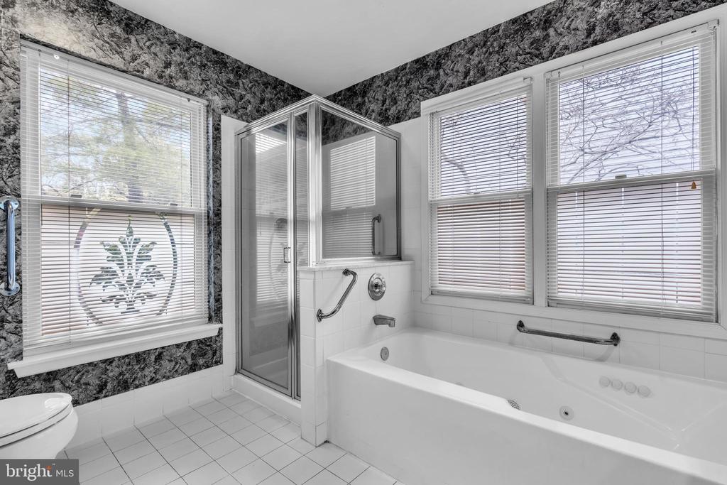 11 Thorngate Ct
