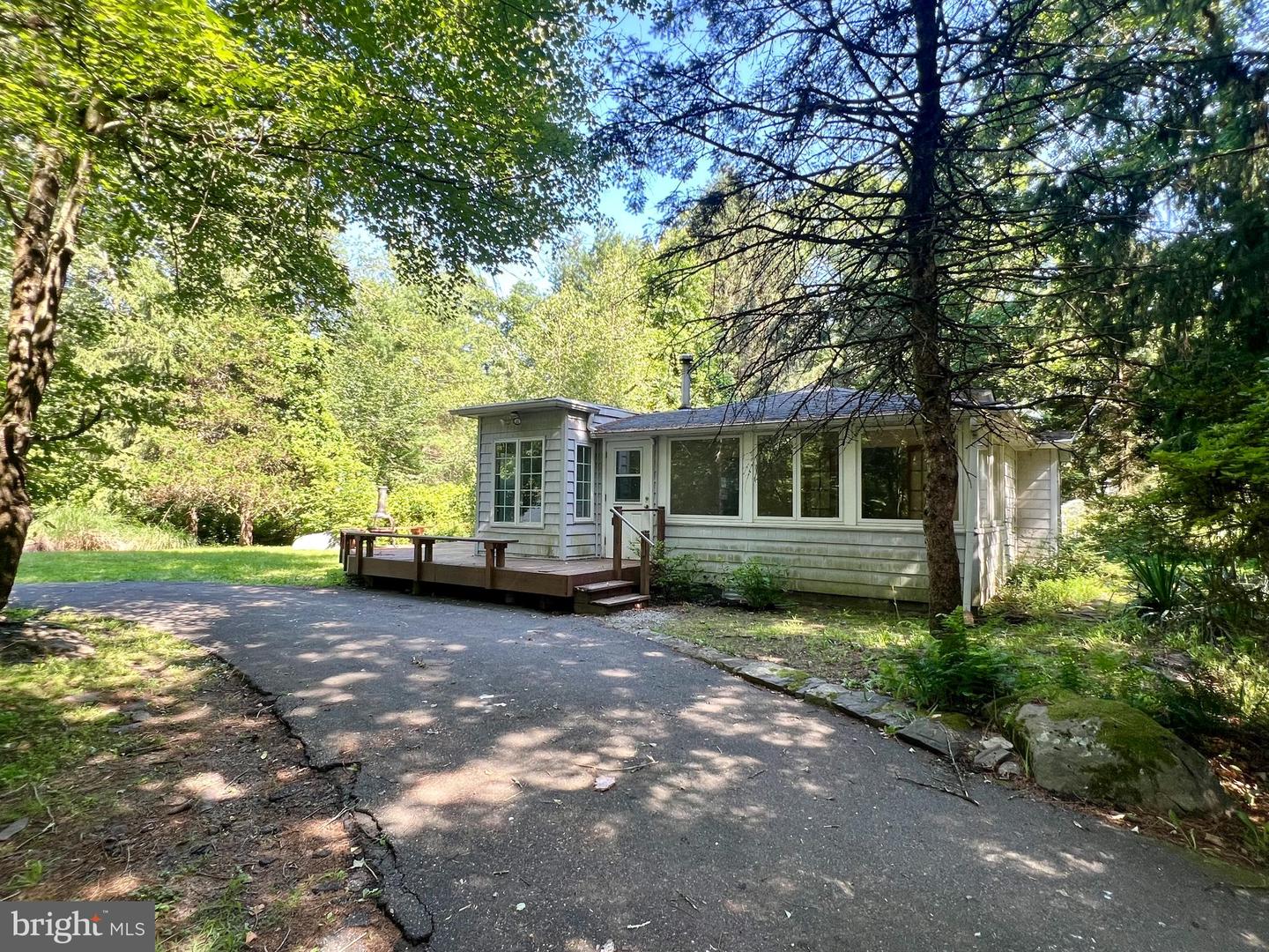55 Stony Brook Rd