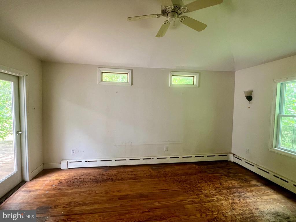 55 Stony Brook Rd