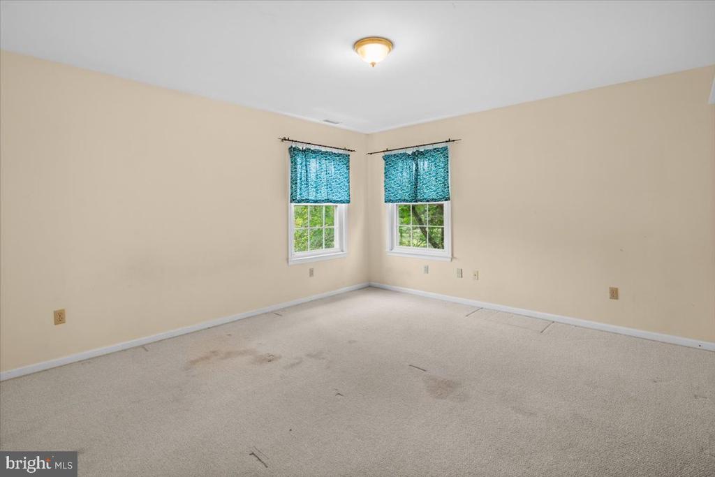 34 SHARA LANE