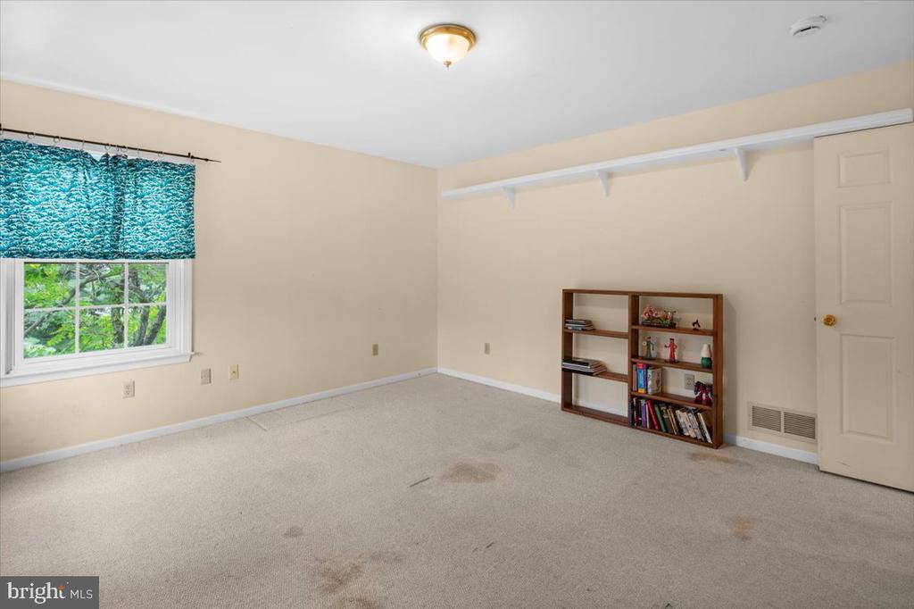 34 SHARA LANE