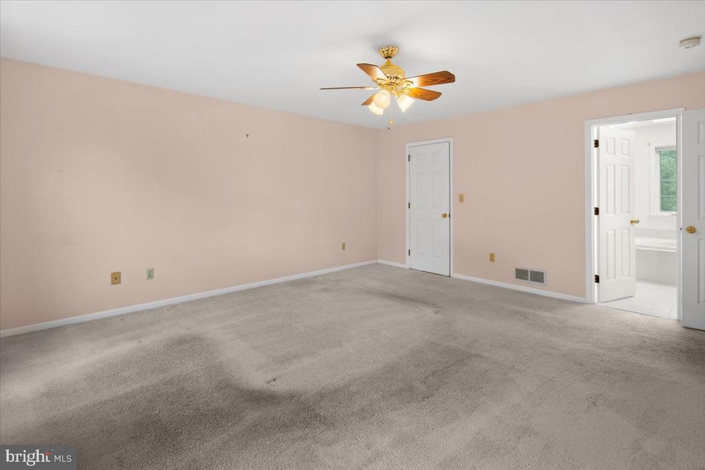 34 SHARA LANE