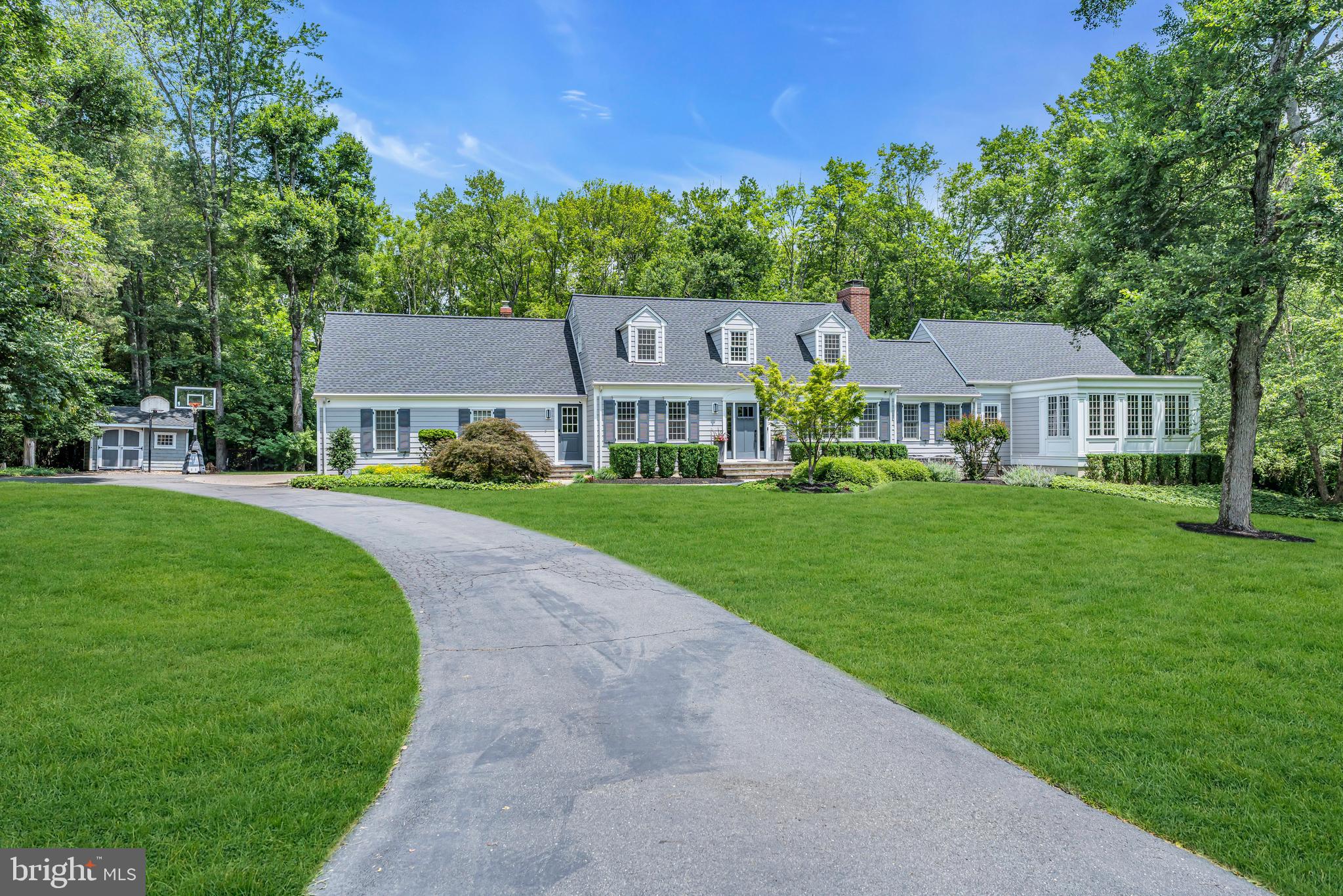 41 FAIRWAY DRIVE