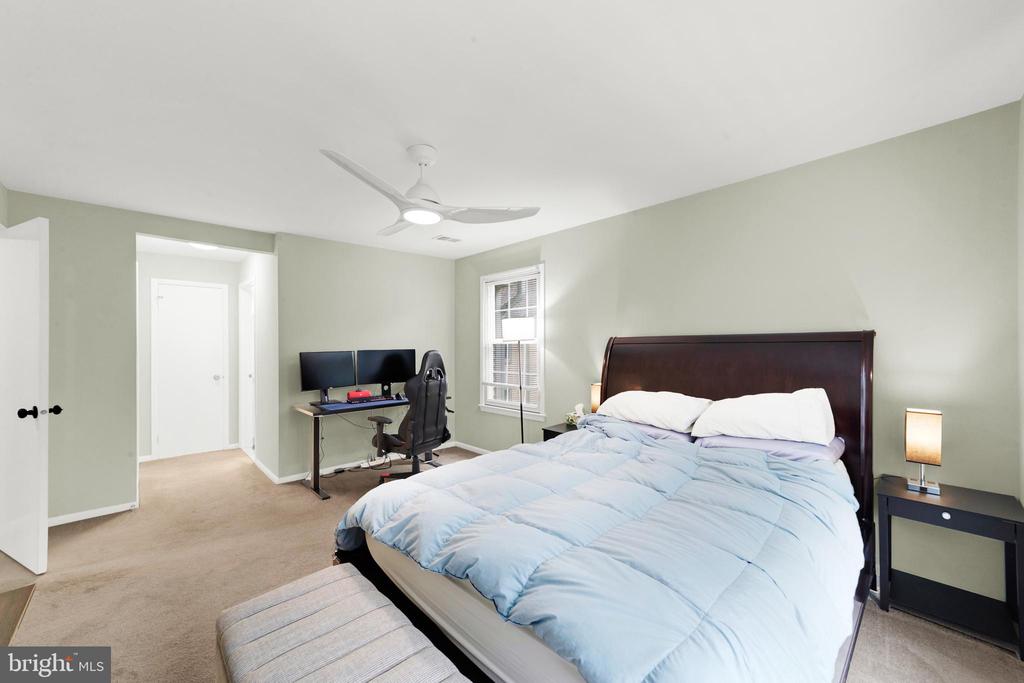 206 SALEM COURT 6