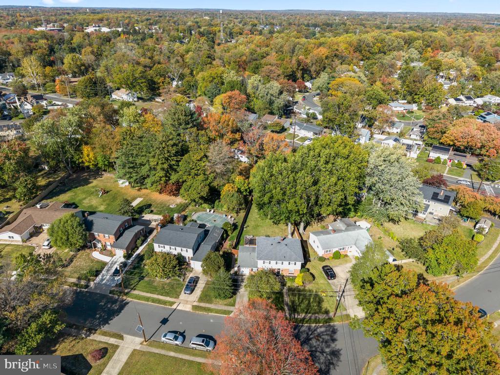 102 FIELDBORO DRIVE