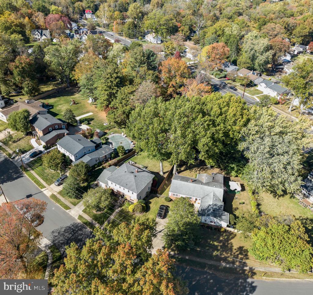 102 FIELDBORO DRIVE