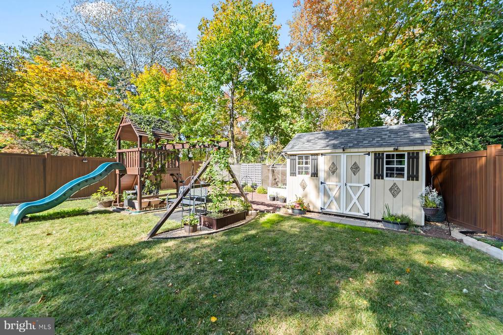 102 FIELDBORO DRIVE
