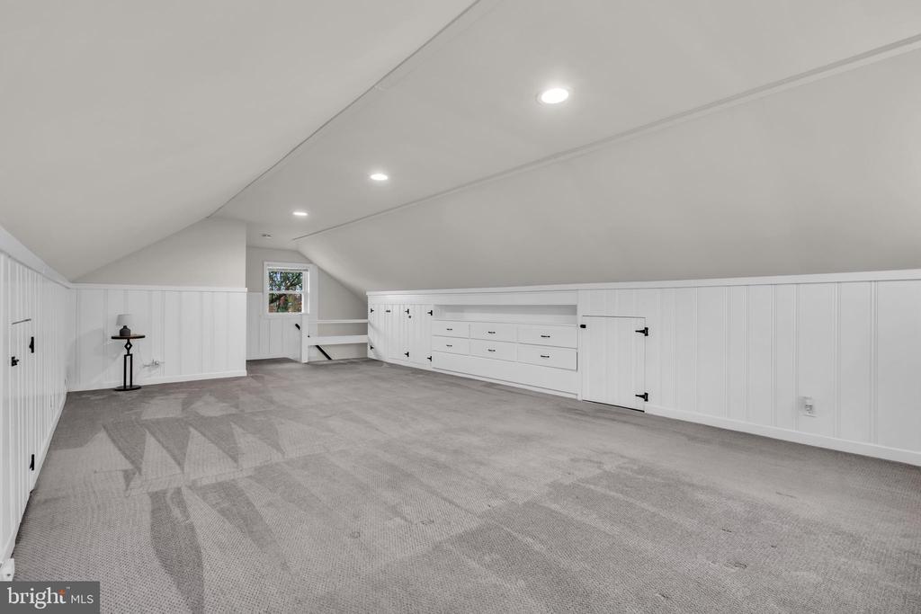29 SAYBROOK