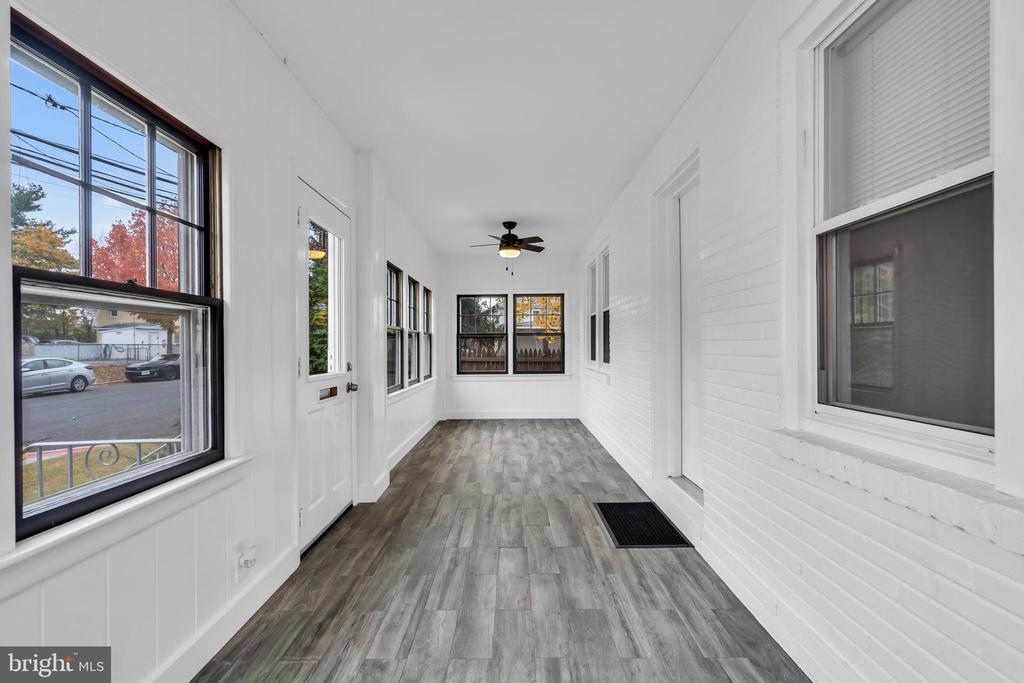 29 SAYBROOK