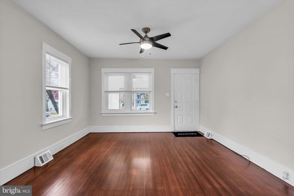 29 SAYBROOK