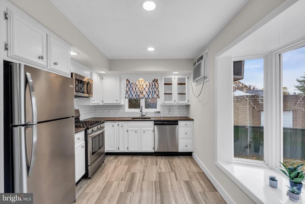 29 SAYBROOK