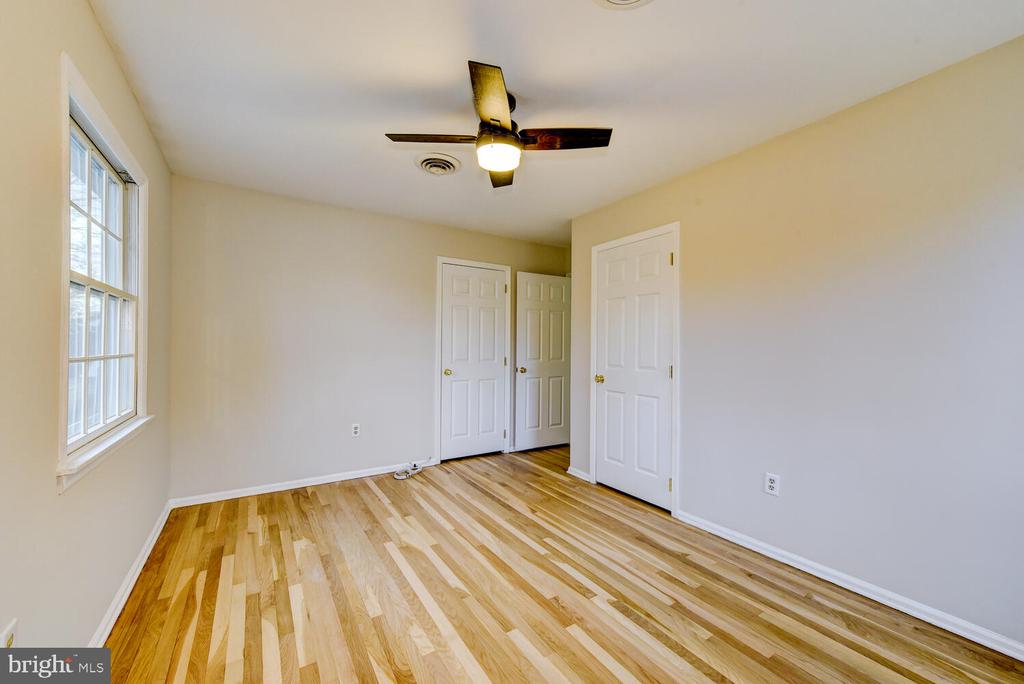 6 COVENTRY CIRCLE