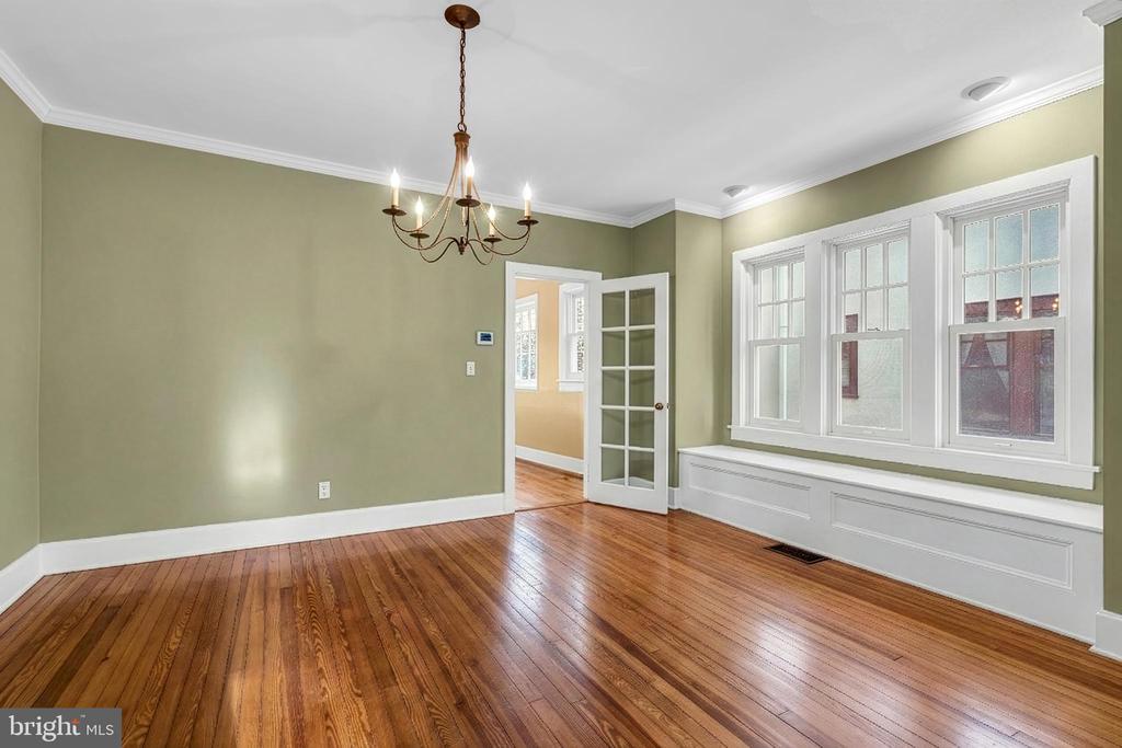 33 JEFFERSON ROAD
