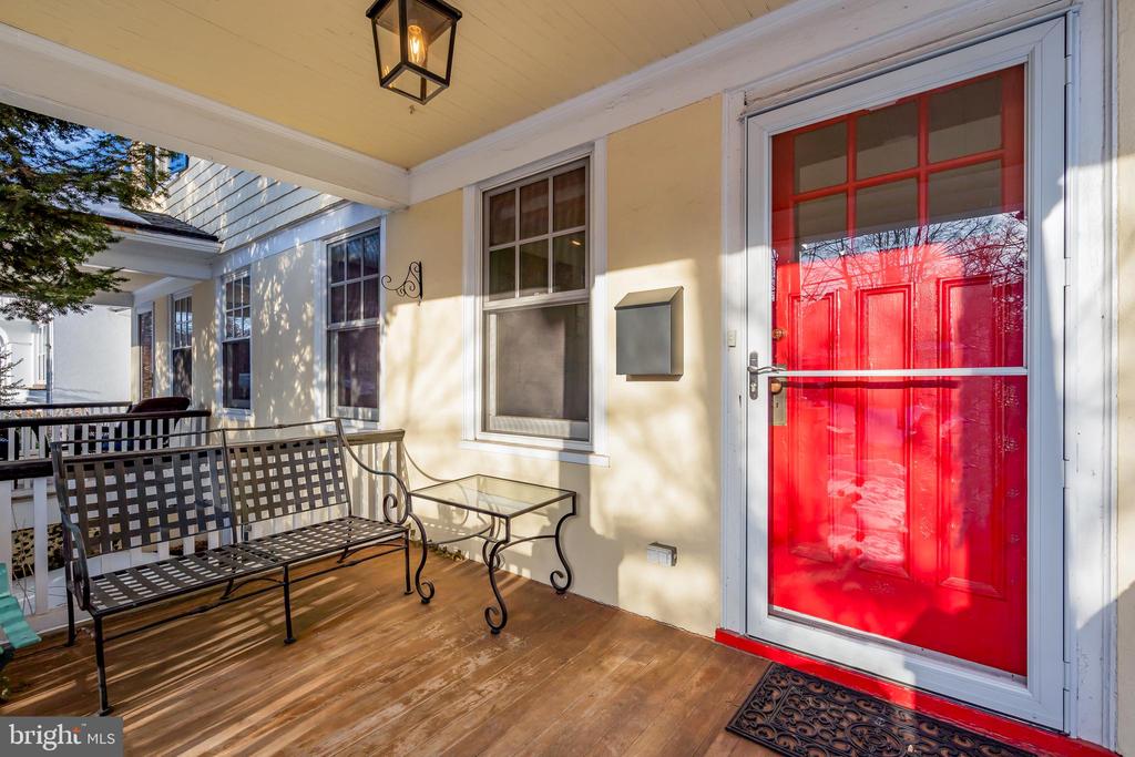 33 JEFFERSON ROAD