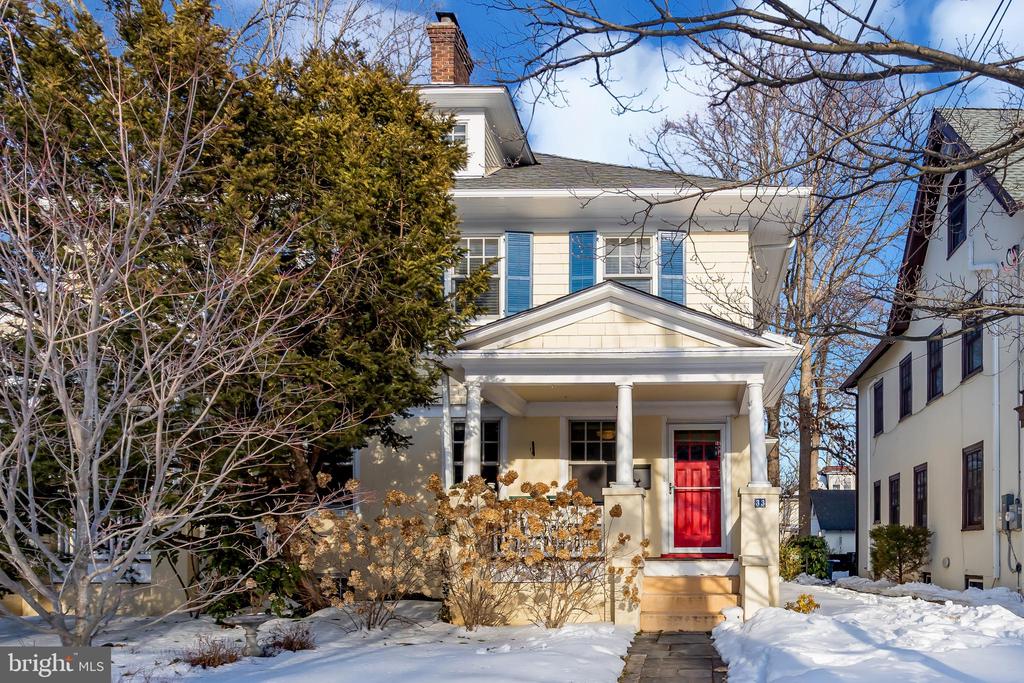33 JEFFERSON ROAD