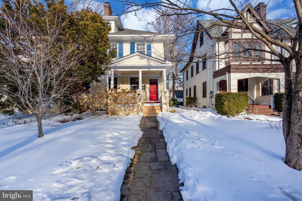 33 JEFFERSON ROAD