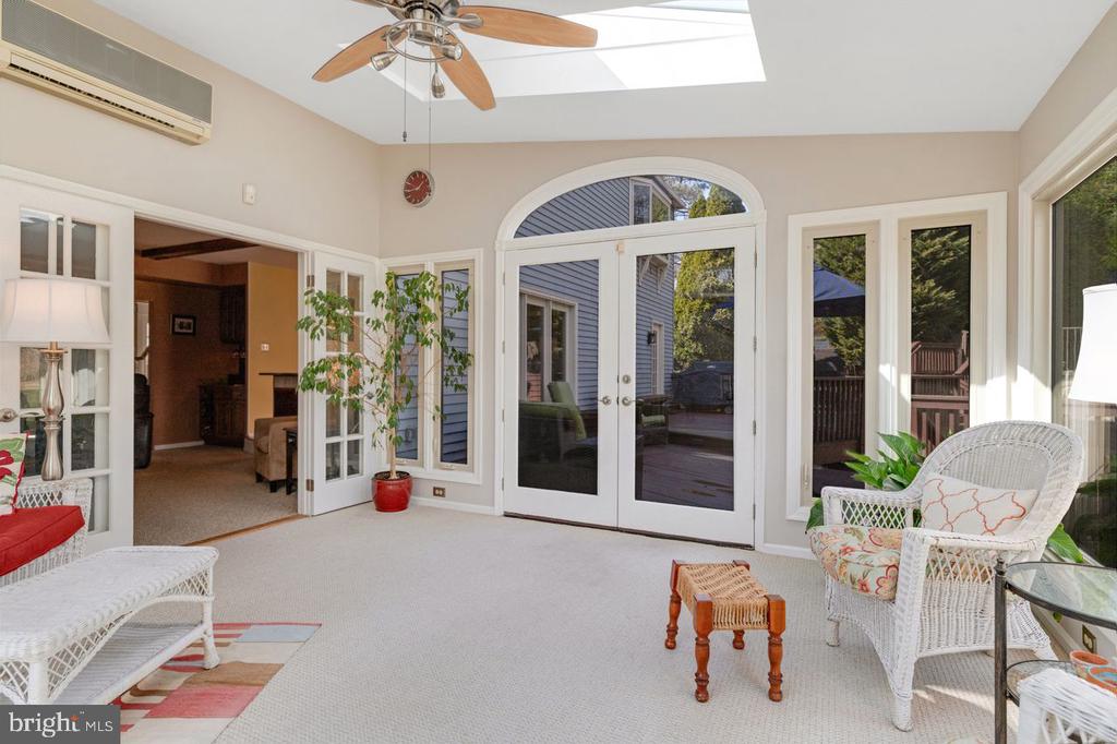 41 LAWRENCIA DRIVE