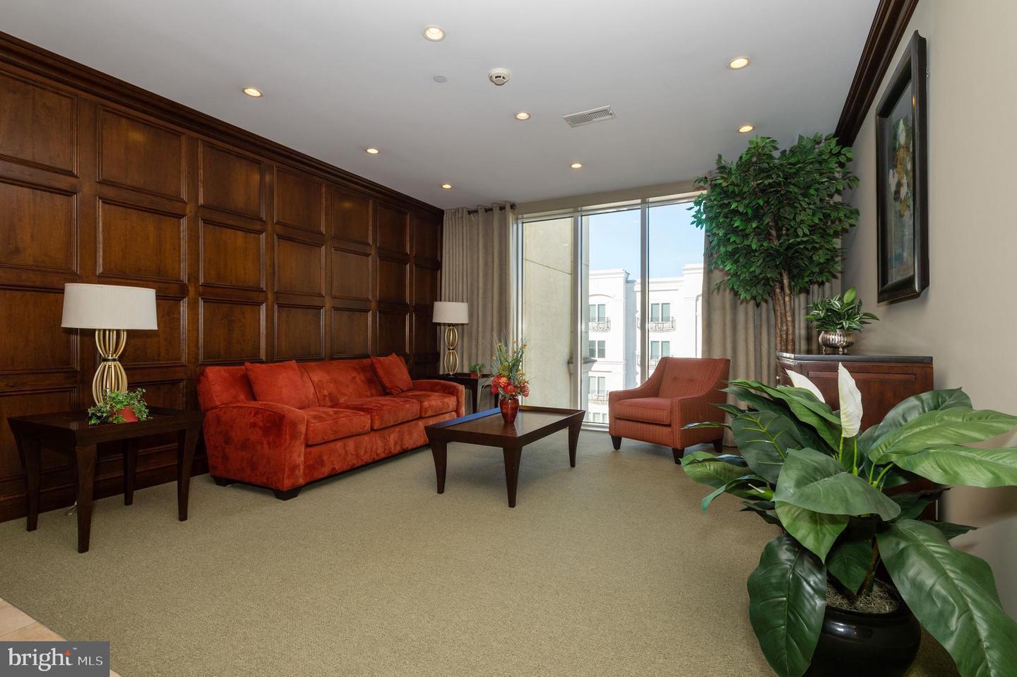 2 N COMMERCE SQUARE 302