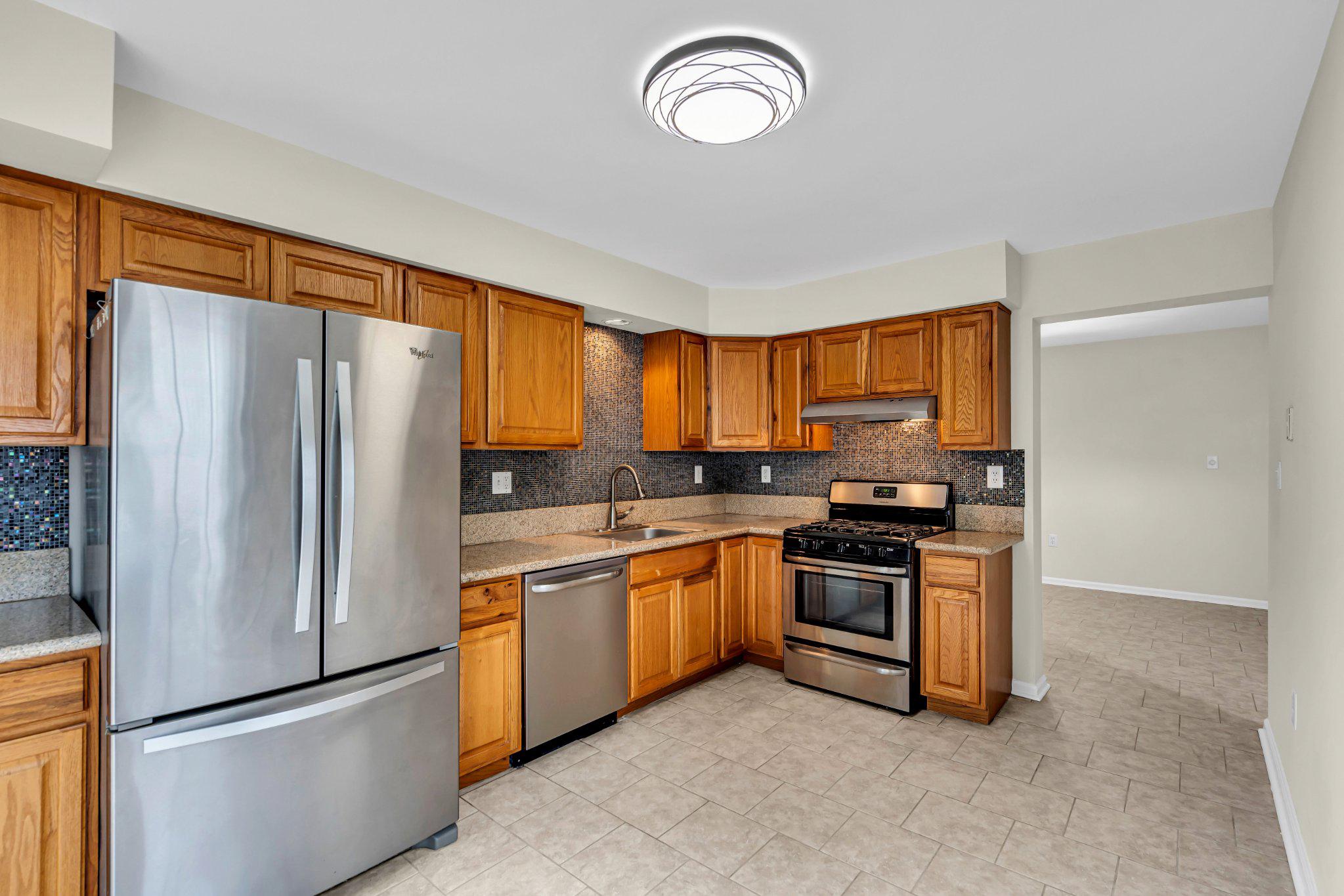 206 SANDPIPER COURT