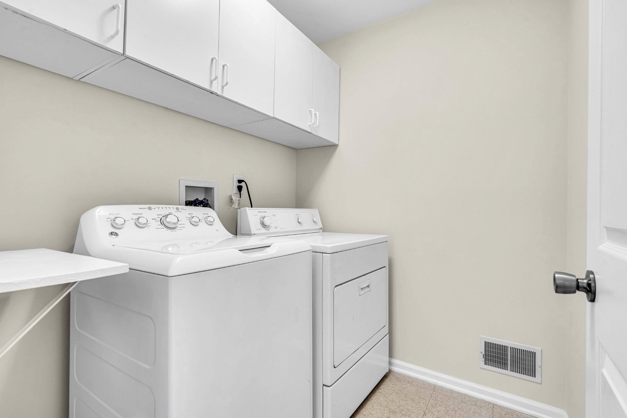 206 SANDPIPER COURT