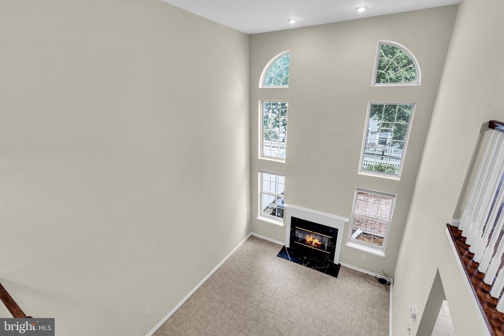 206 SANDPIPER COURT