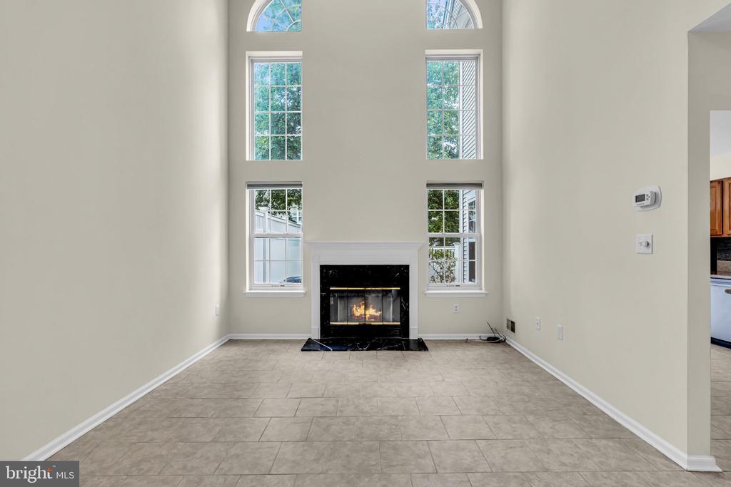 206 SANDPIPER COURT