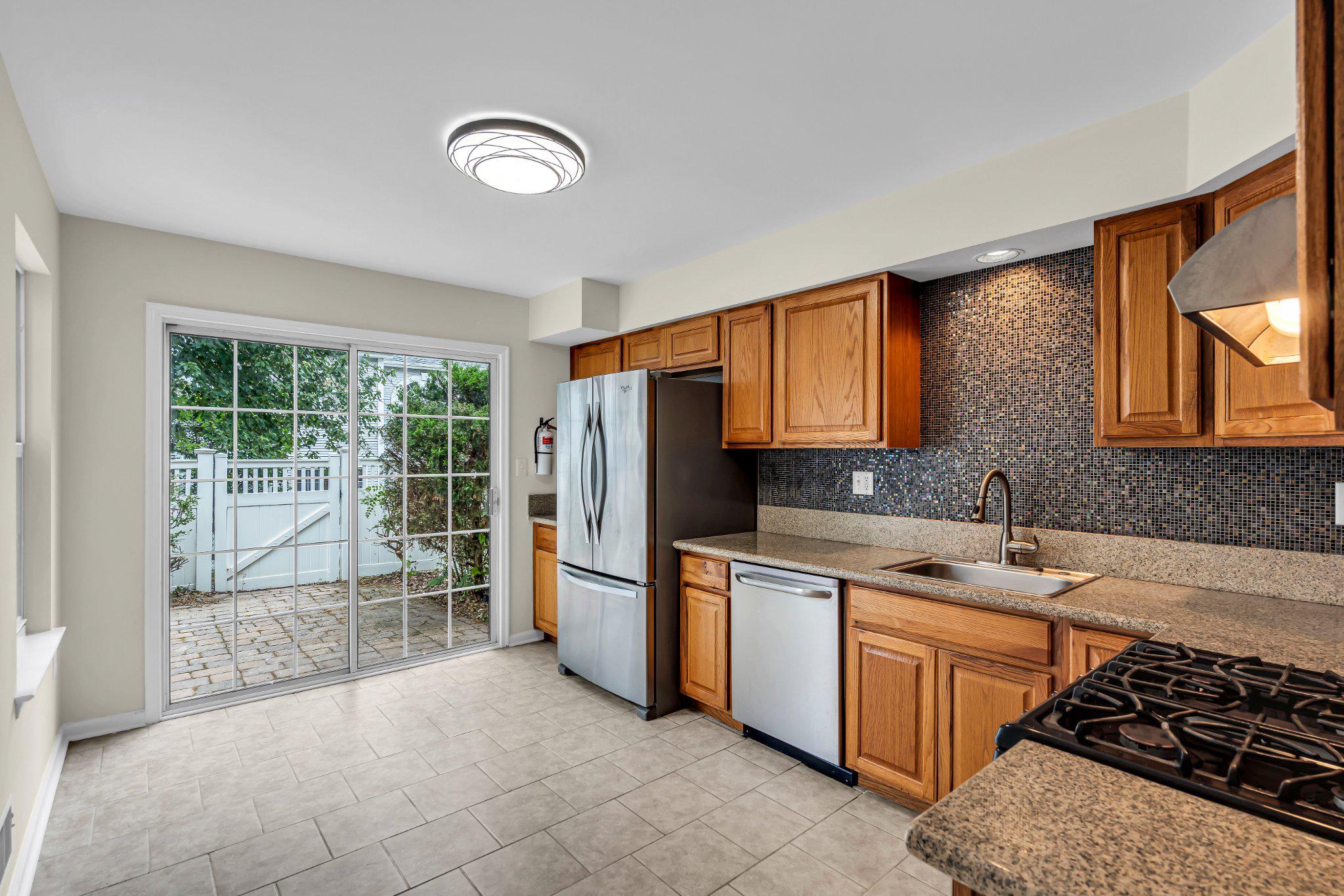 206 SANDPIPER COURT