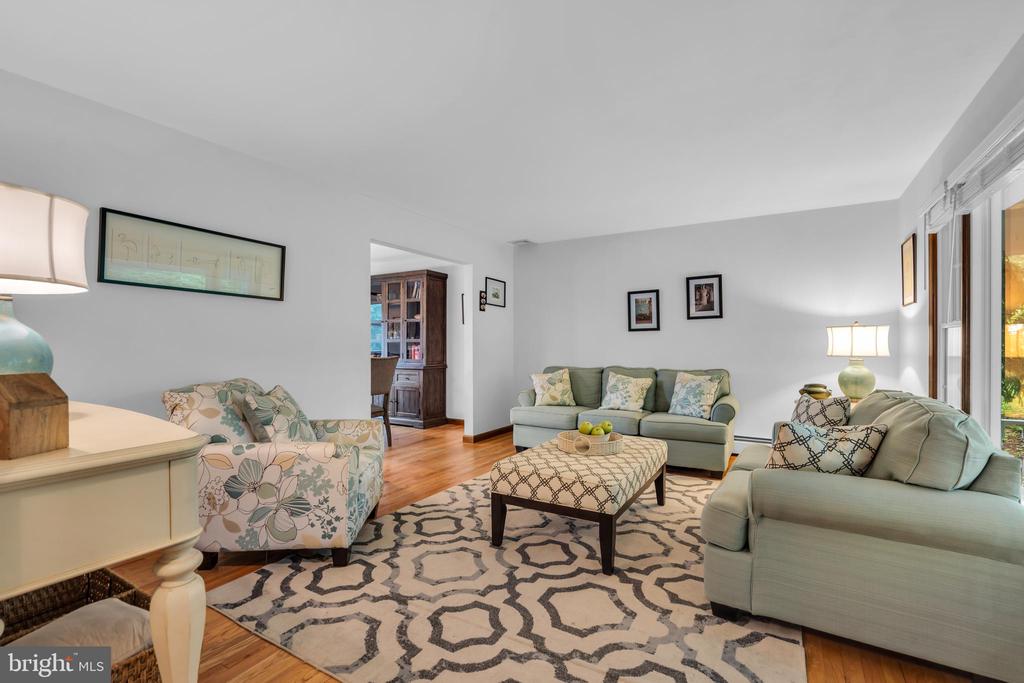 83 HART AVENUE