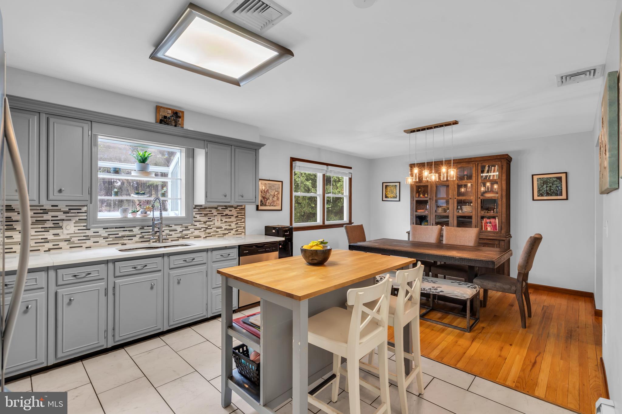 83 HART AVENUE