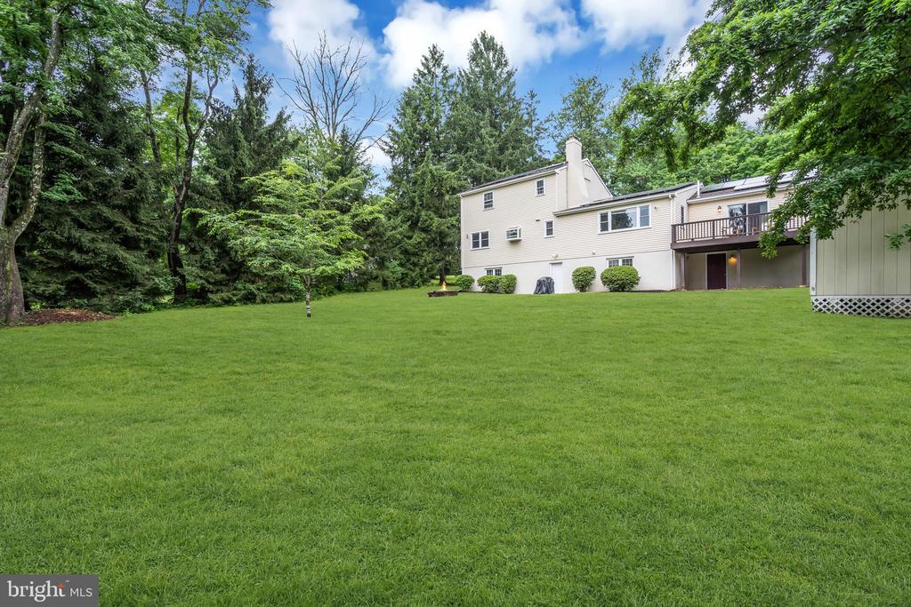83 HART AVENUE
