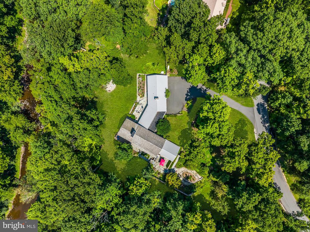 2 PURITAN COURT