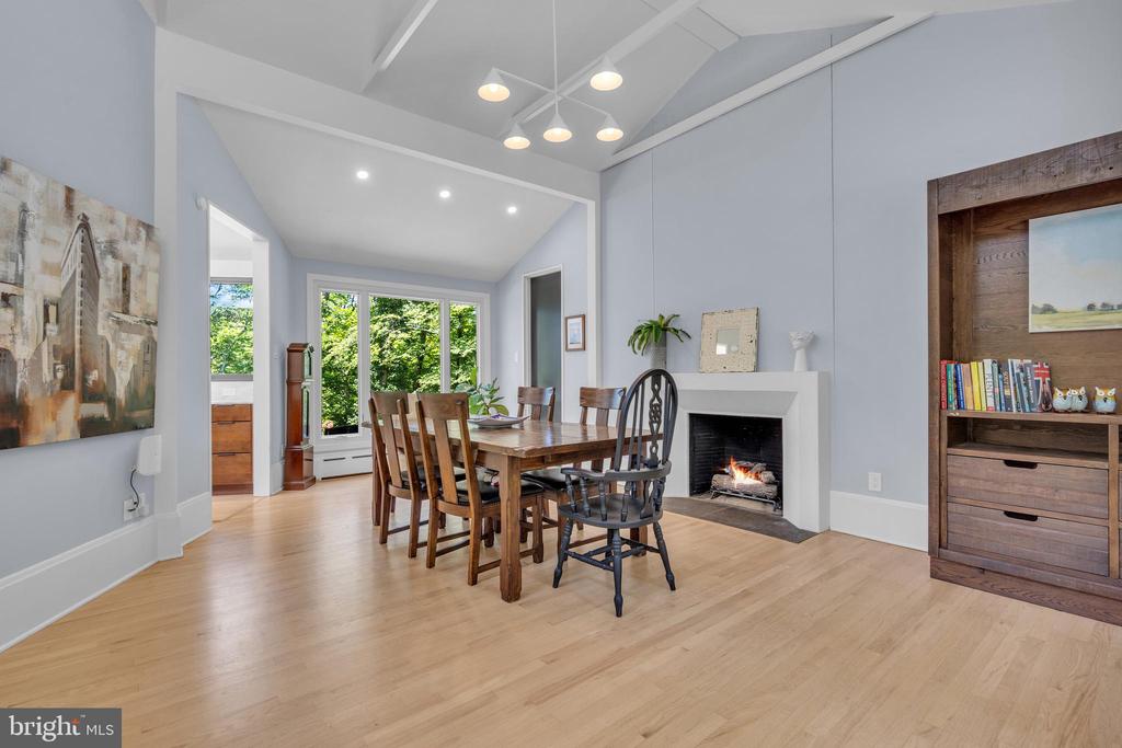 2 PURITAN COURT