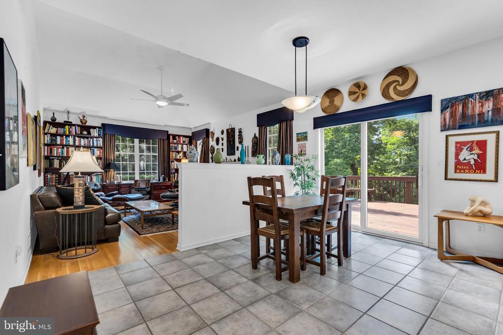 17 STONEWALL CIRCLE