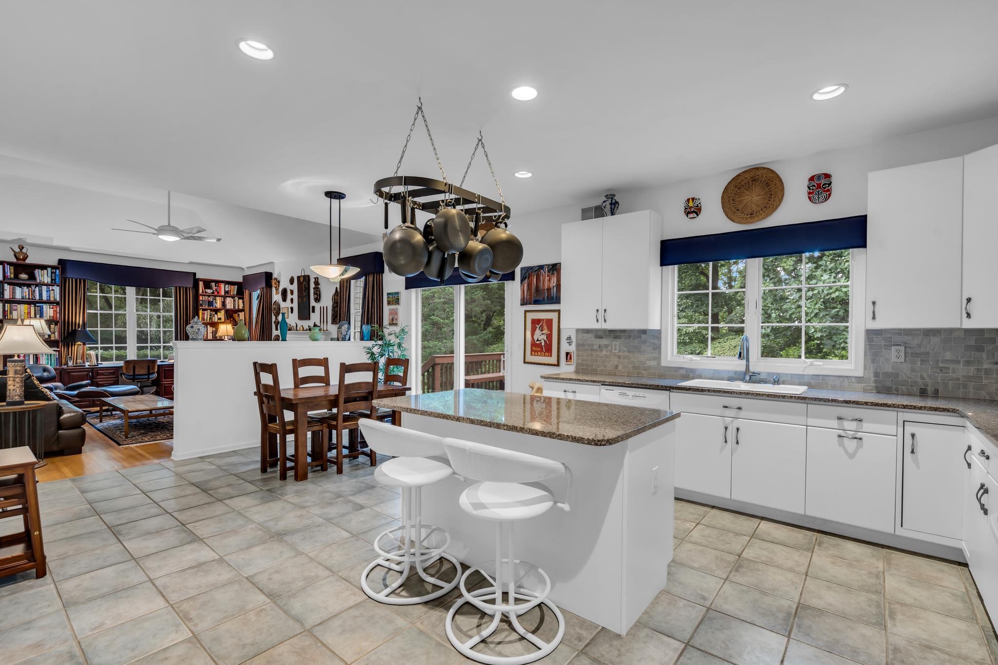 17 STONEWALL CIRCLE