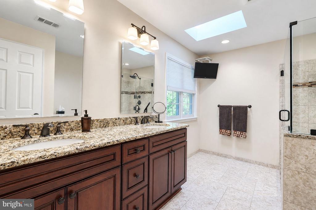 41 HIBISCUS LANE