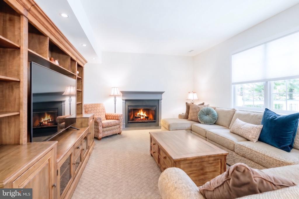 41 HIBISCUS LANE
