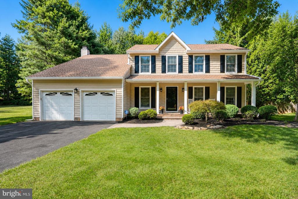 41 Hibiscus Lane Robbinsville NJ