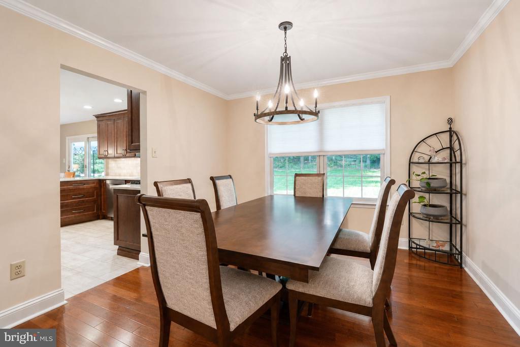 41 HIBISCUS LANE