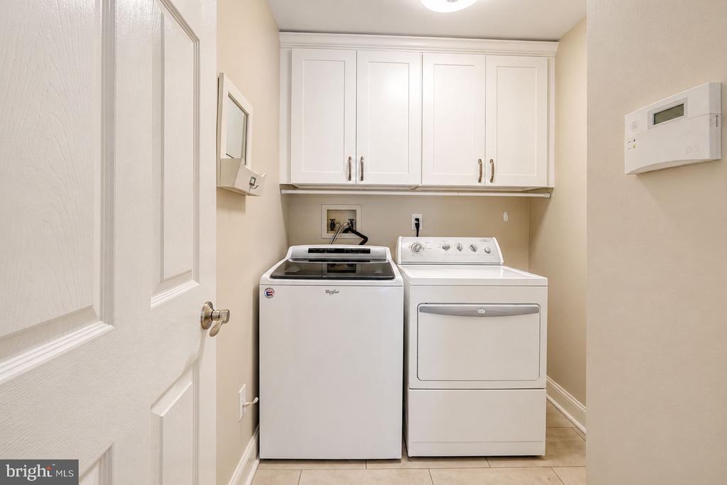 41 HIBISCUS LANE