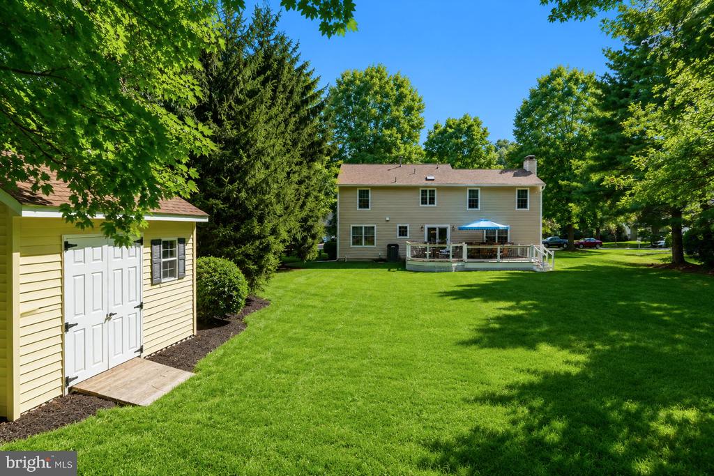 41 HIBISCUS LANE