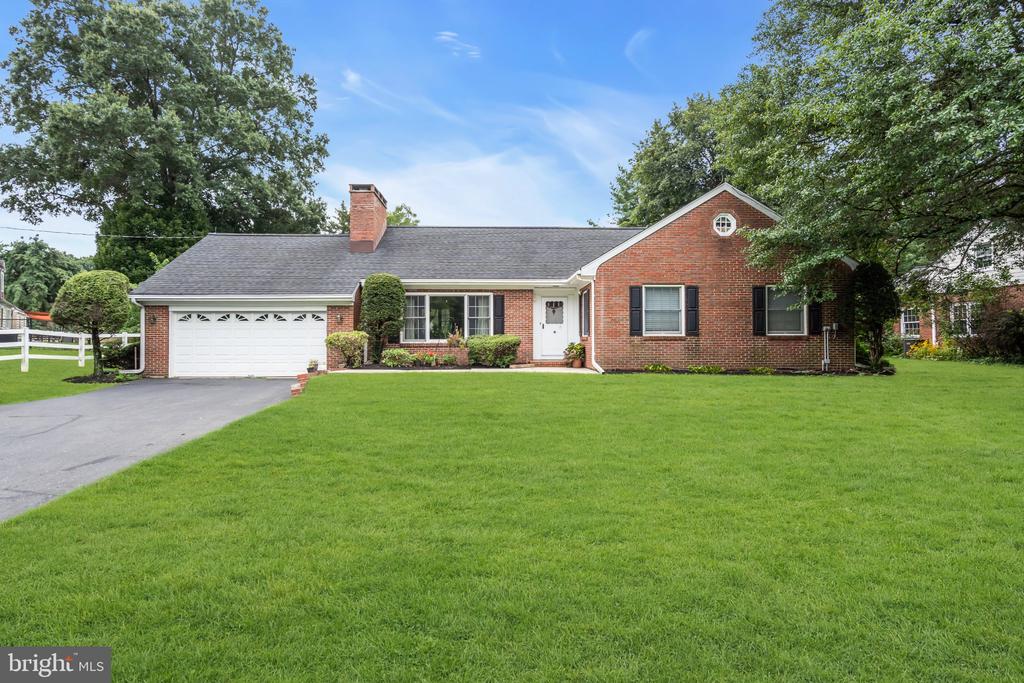 402 Washington Crossing Pennington Road Titusville NJ