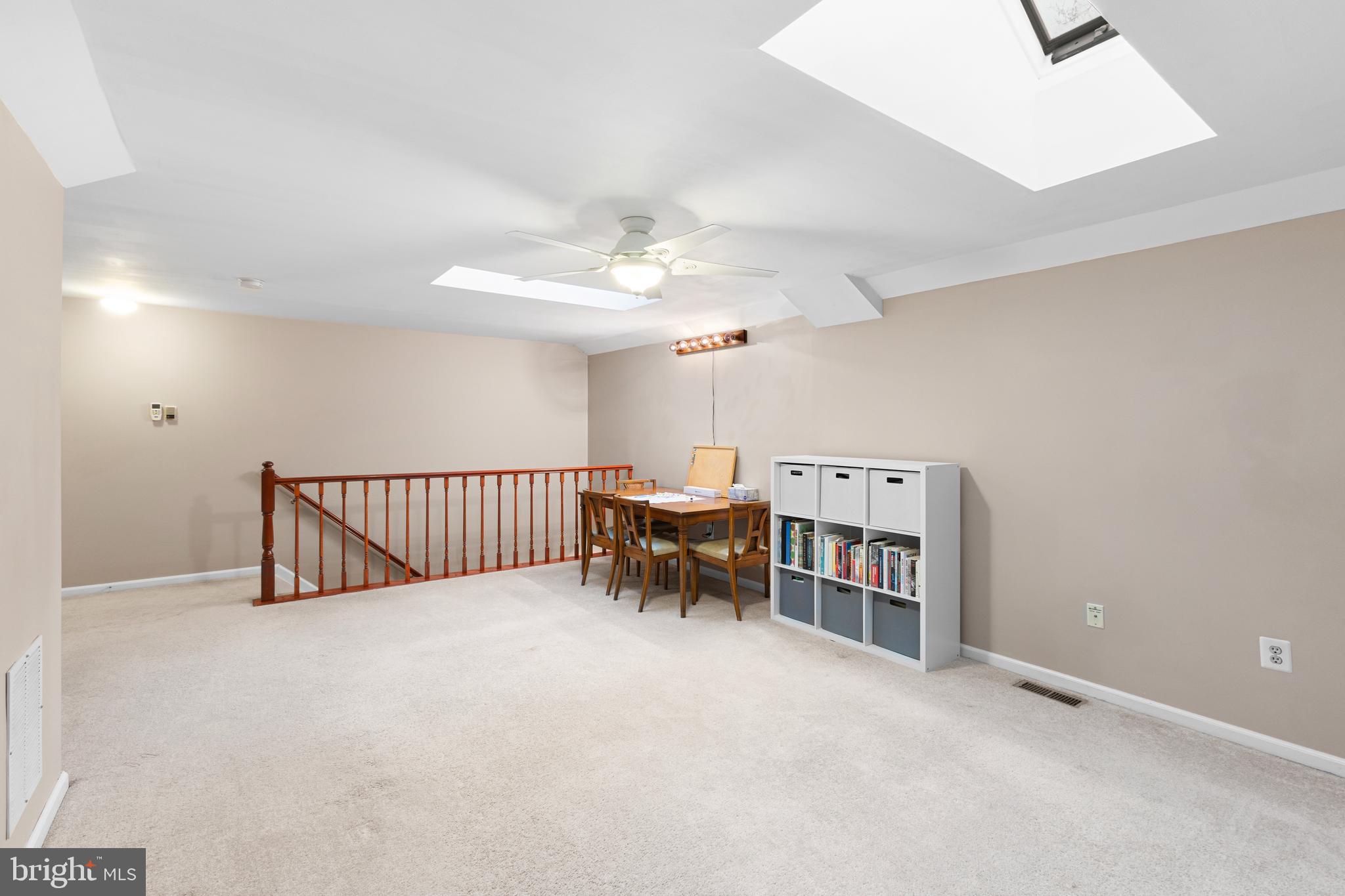 31 Fair Acres Ct