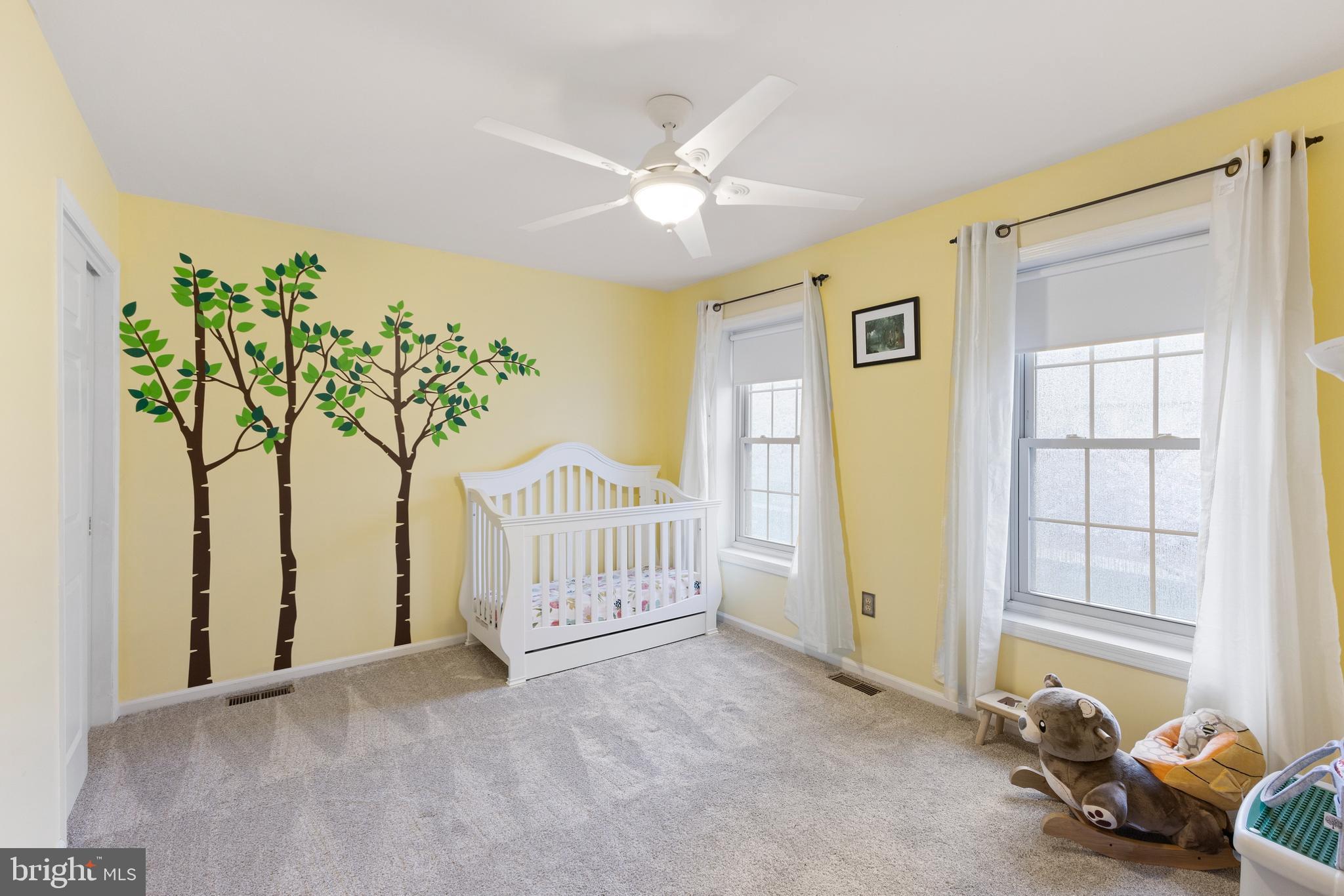 31 Fair Acres Ct