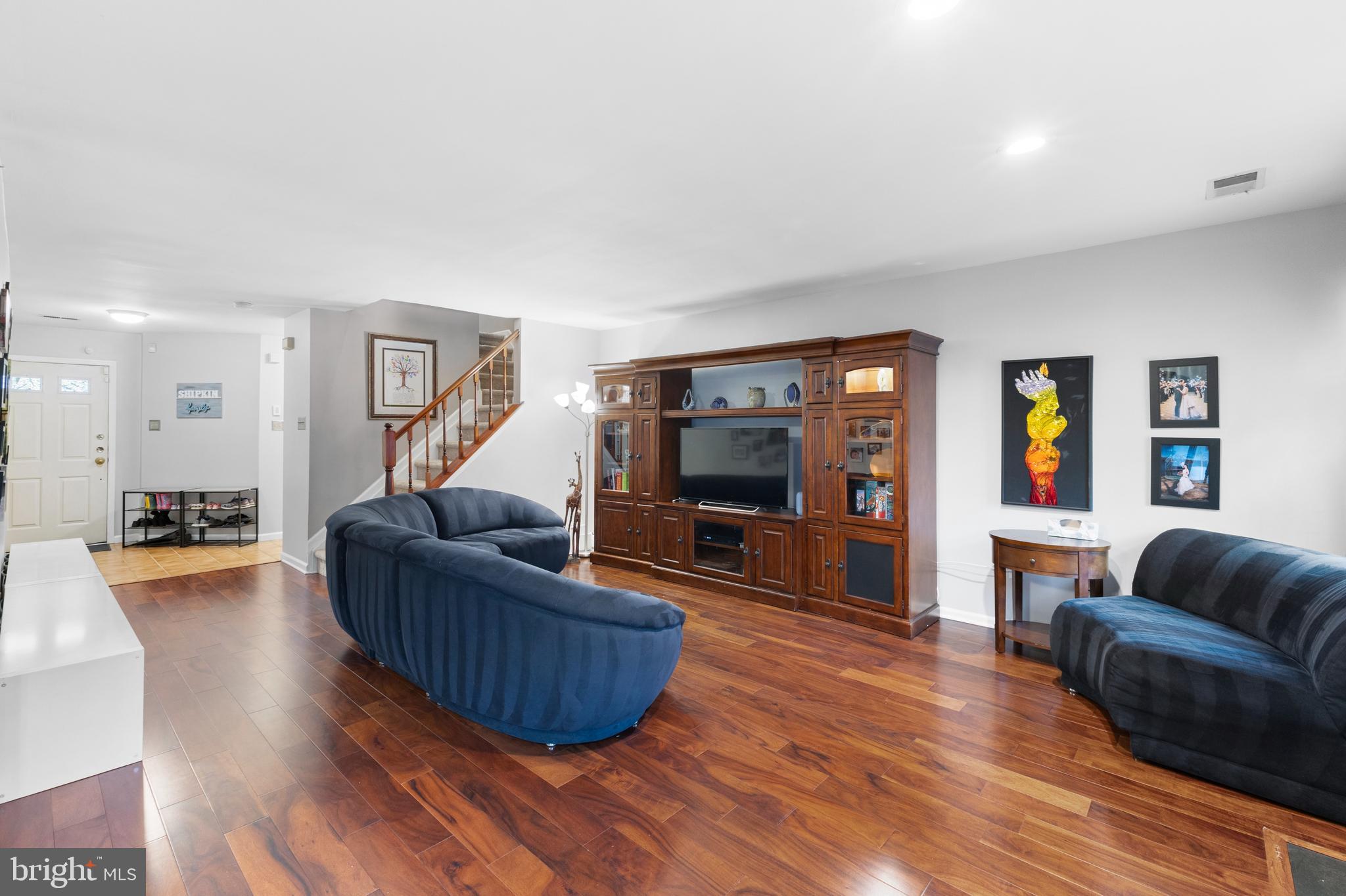 31 Fair Acres Ct