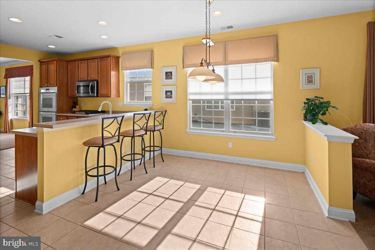 16 Stony Path Dr
