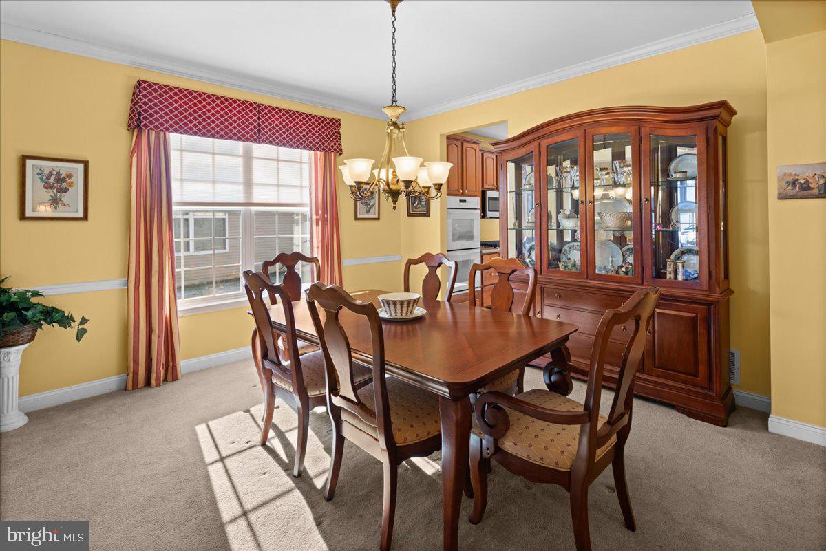16 Stony Path Dr