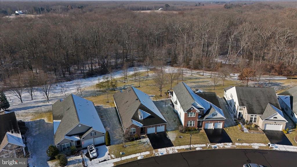 16 Stony Path Dr