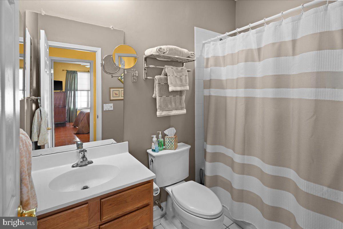 16 Stony Path Dr